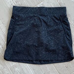 Orvis Black Floral Print Mini Skirt